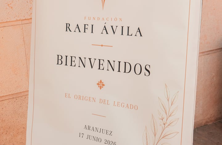 Cartel de bienvenida del evento Fundación Rafi Ávila